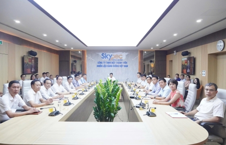 ĐẢNG BỘ CÔNG TY SKYPEC THAM DỰ HỘI NGHỊ TOÀN QUỐC QUÁN TRIỆT, TRIỂN KHAI THỰC HIỆN 04 NGHỊ QUYẾT CỦA BỘ CHÍNH TRỊ VỀ HỘI NHẬP QUỐC TẾ, AN NINH NĂNG LƯỢNG QUỐC GIA, ĐỘT PHÁ PHÁT TRIỂN GIÁO DỤC VÀ ĐÀO TẠO VÀ BẢO VỆ, CHĂM SÓC, NÂNG CAO SỨC KHỎE NHÂN DÂN.